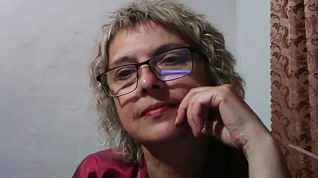 ElizabethGorden online show from 06-20-26, 07:19