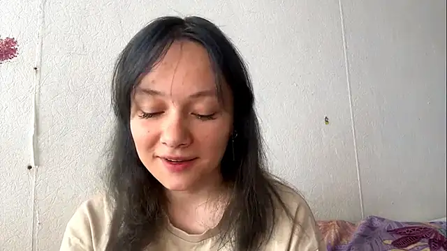 SharellBehrend online show from 05-05-26, 01:36