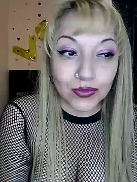 Venuss Milf online show from 07-28-26, 03:21