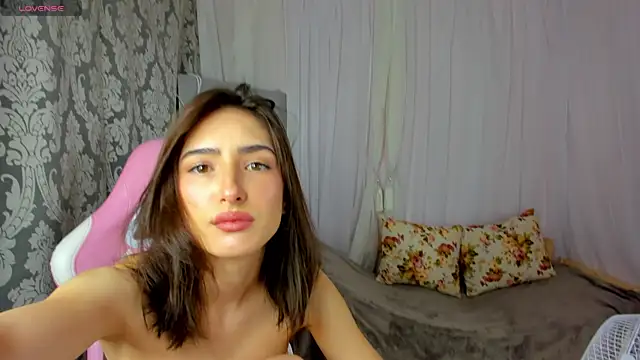 Amy Marlin online show from 05-21-26, 01:14