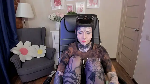 Bloood  Mary online show from 06-19-26, 11:38