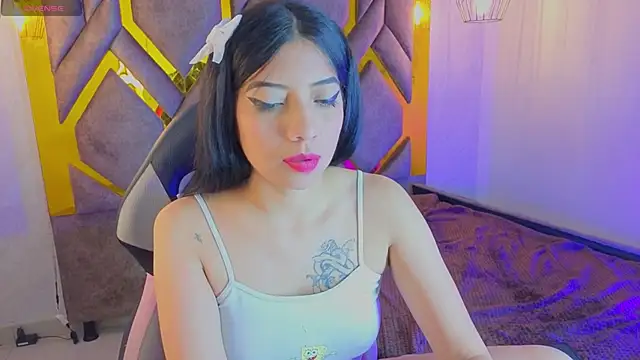 Ey Im simone  online show from 05-04-26, 01:47