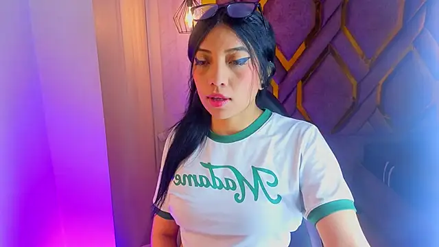 Ey Im simone  online show from 06-22-26, 12:24