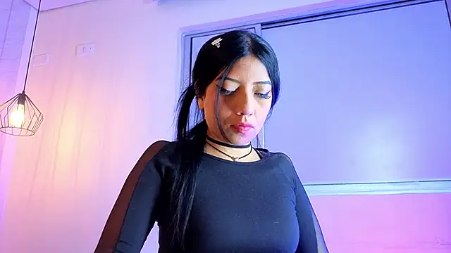 Ey Im simone  online show from 06-13-26, 12:47