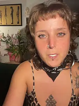 EmilieBraun online show from 06-13-26, 08:40