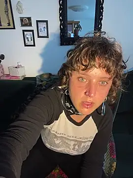EmilieBraun online show from 05-21-26, 11:29