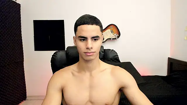 chicozen online show from 06-15-26, 01:11