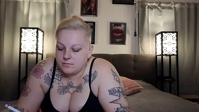 Lady Peggi online show from 05-22-26, 09:13