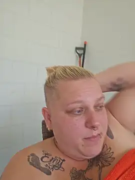 Lady Peggi online show from 06-18-26, 12:43