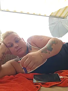 Snapshot of Lady_Peggi chatting on 07-14-26, 10:21 Lady Peggi online show from 07-14-26, 10:21