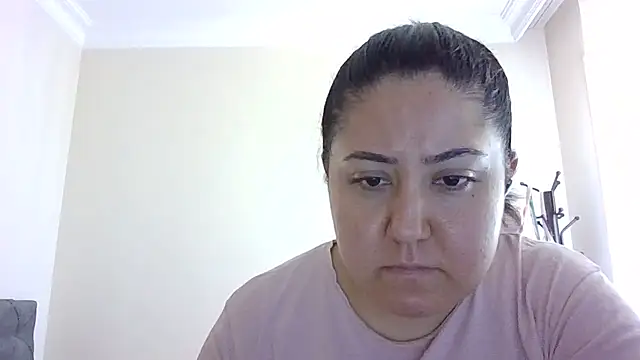 Snapshot of IsabellaJacobs chatting on 07-12-26, 04:57 IsabellaJacobs online show from 07-12-26, 04:57