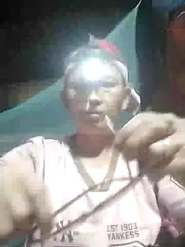 yeuanh1 online show from 05-24-26, 09:04