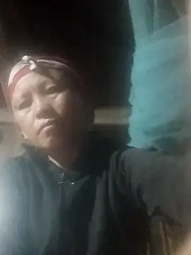 yeuanh1 online show from 05-05-26, 10:02
