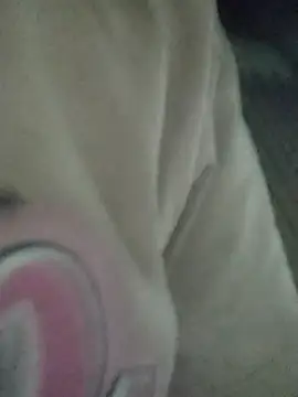 yeuanh1 online show from 05-19-26, 10:55