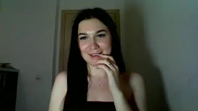 Katiee Foxi online show from 06-05-26, 07:08