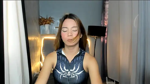 Felicityyyy online show from 05-13-26, 08:21