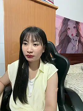 Bella439 online show from 05-05-26, 02:47