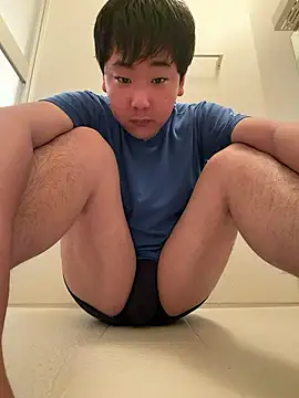 YuuYuu 010 online show from 05-18-26, 09:08