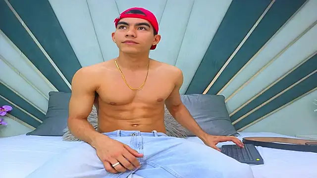 Sebastian Vega online show from 05-07-26, 11:08