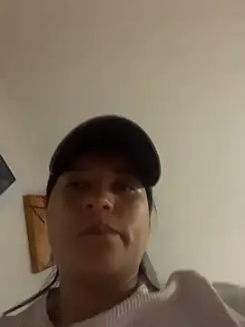 Xhelen 1 online show from 05-20-26, 11:24