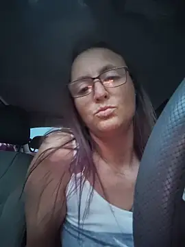 Queenle91 online show from 05-15-26, 11:47
