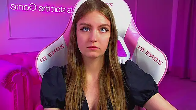 SofiaSarvains online show from 06-11-26, 12:32