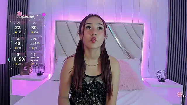 Anny bakers  online show from 05-13-26, 11:39