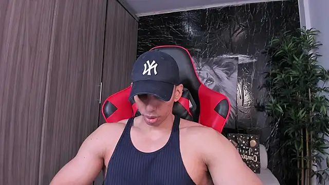 Erik castle online show from 06-18-26, 02:33