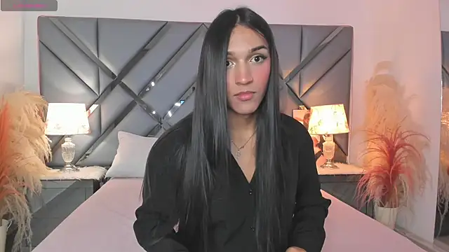 MadisonHerrera online show from 06-17-26, 05:45