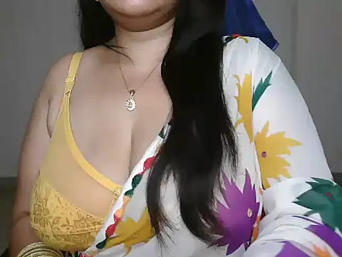 Yanshi23 online show from 06-18-26, 09:14