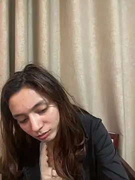 Lilywant online show from 06-25-26, 05:51