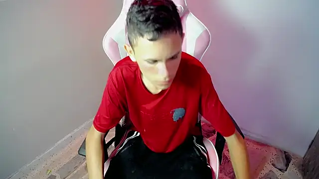 sombra 18 online show from 06-12-26, 09:56