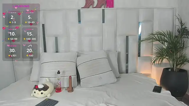 Violet vyx online show from 07-09-26, 04:13