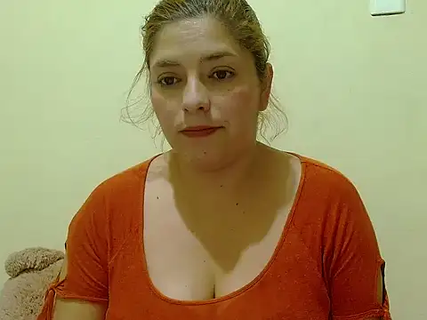 Snapshot of Catalina_sweet_ws chatting on 05-15-26, 03:37 Catalina sweet ws online show from 05-15-26, 03:37