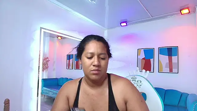 Isabella rows online show from 05-28-26, 07:31