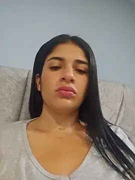 Alisson Andersen online show from 05-18-26, 04:01