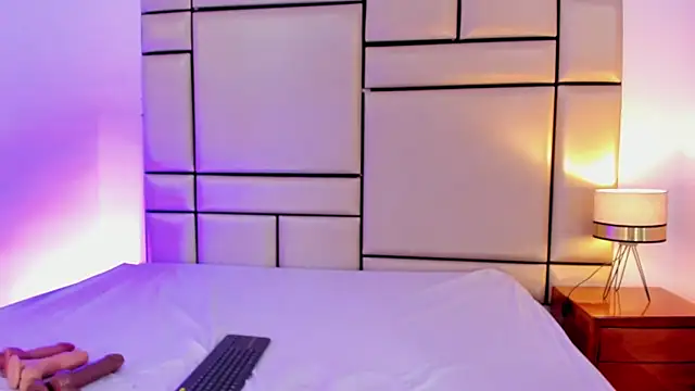 Anahia sexygirl online show from 06-23-26, 04:54