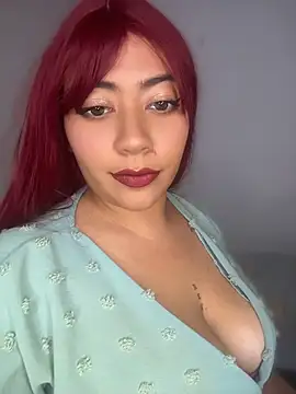 Snapshot of Erikaafox chatting on 08-03-26, 10:14 Erikaafox online show from 08-03-26, 10:14