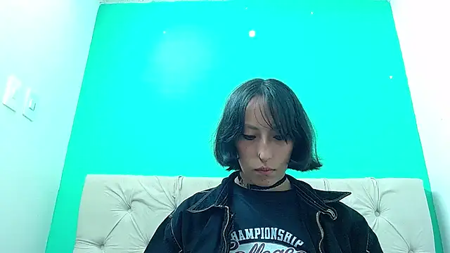 amoremerchmar online show from 06-15-26, 03:18