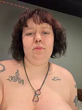 LilithNyxx online show from 05-06-26, 04:16