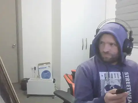 Giingz22 online show from 06-20-26, 05:45
