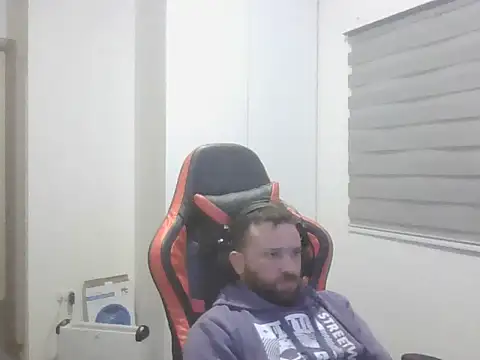 Giingz22 online show from 05-24-26, 04:34