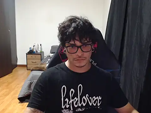 lilgothboy online show from 05-05-26, 05:32
