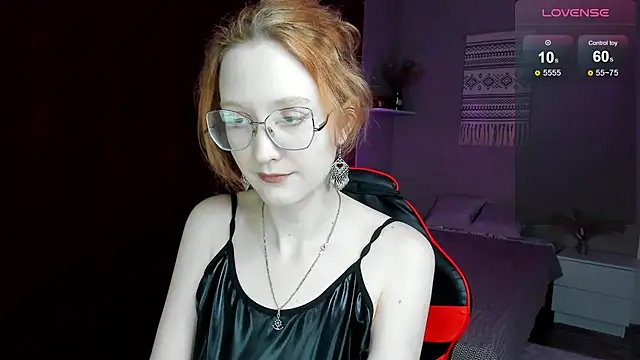 LunaTerry online show from 05-26-26, 08:01