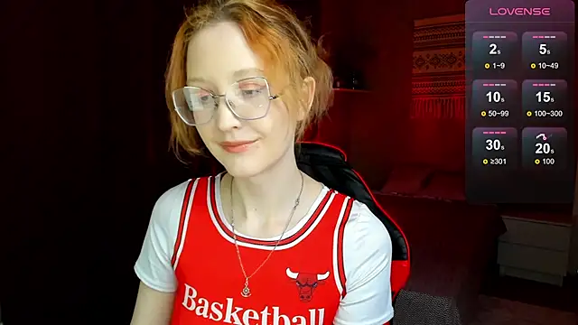 LunaTerry online show from 06-02-26, 08:03