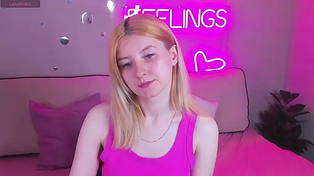 Diiana Daviis online show from 05-30-26, 01:12
