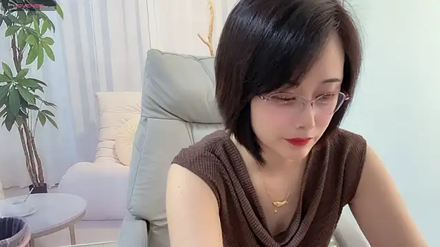 Naomi Z online show from 05-27-26, 11:23