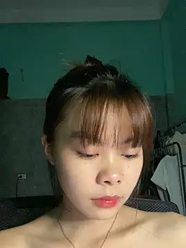 Snapshot of Cry_sexy chatting on 05-23-26, 04:17 Cry sexy online show from 05-23-26, 04:17