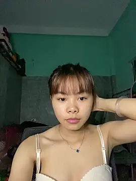 Snapshot of Cry_sexy chatting on 06-18-26, 02:43 Cry sexy online show from 06-18-26, 02:43