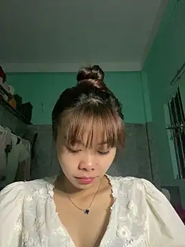 Snapshot of Cry_sexy chatting on 05-16-26, 07:57 Cry sexy online show from 05-16-26, 07:57